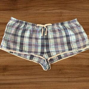 Vintage Lei Lounge and Sleepwear Shorts